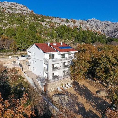 Apartmani Villa Paulo Starigrad Paklenica Exterior photo