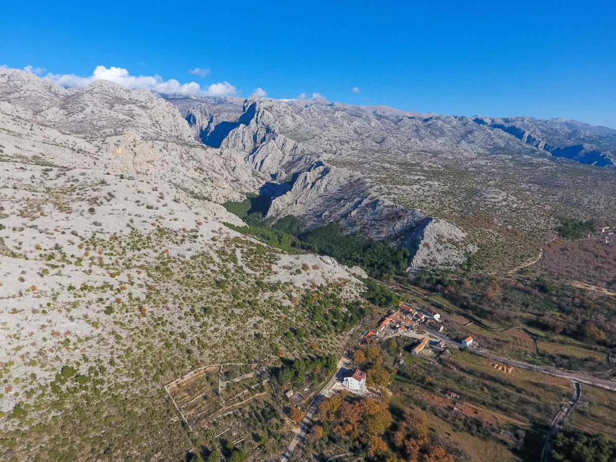 Apartmani Villa Paulo Starigrad Paklenica Exterior photo